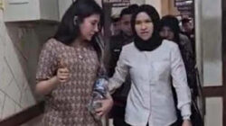 Mantan finalis Puteri Indonesia ditangkap Polda Riau .