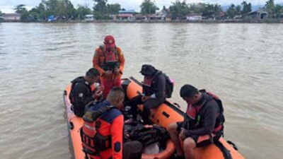 Memasuki Hari Keempat Pencarian, Dua Anak Hanyut di Pantai Ulak Karang Belum Ditemukan
