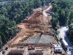 Struktur Atas Flyover Sitinjau Lauik Mulai Terlihat
