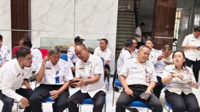 Hangat dan Penuh Canda, Momen Halal Bihalal PUPR Kapuas Sekaligus Perpisahan dengan Disperkimtan Bikin Haru