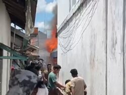 Api Mengamuk di Gang Sempit, Empat Rumah Ludes Dilalap Si Jago Merah di Kapuas