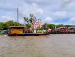 Tradisi “Banama Hai” Warnai Hari Jadi Kuala Kapuas ke-220