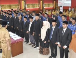 Yota Balad Lantik 54 Pejabat, Eks Sekdakab Padang Pariaman Masuk Balai Kota Pariaman