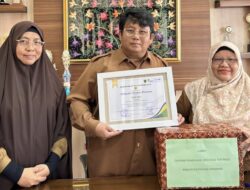 Padang Pariaman Raih Penghargaan Kabupaten Terbaik I Turunkan Zero Dose Program Imunisasi Tingkat Sumbar 2025
