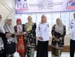 Bundo Kanduang Saniang Baka Studi Tiru di Kota Pariaman