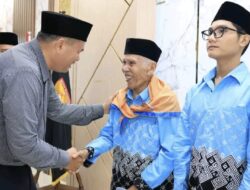 Yota Balad Lepas 133 Jemaah Kota Pariaman, Tangis dan Harap Iringi Langkah ke Tanah Suci