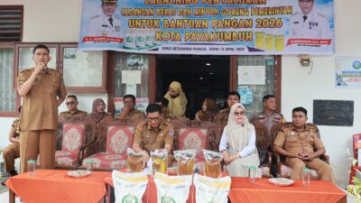 Bantuan Bapenas, Pemko Payakumbuh Salurkan 272 Ton Beras dan 54 Ribu Liter Minyak Goreng Untuk 13.628 KK