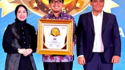 JNE Raih Penghargaan Golden Brand of The Year dan Digital Popular Brand Award 2026