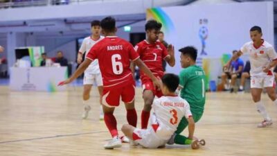 Timnas Futsal Indonesia melaju ke final setelah tumbangkan Vietnam 3-2.
