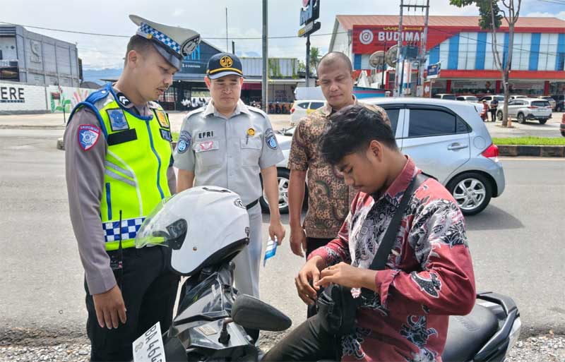 Sinergi Razia Gabungan, Jasa Raharja Sumbar Dorong Kepatuhan Pajak