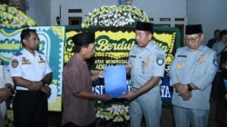 Ahli waris korban KRL terima santunan dari Jasa Raharja.