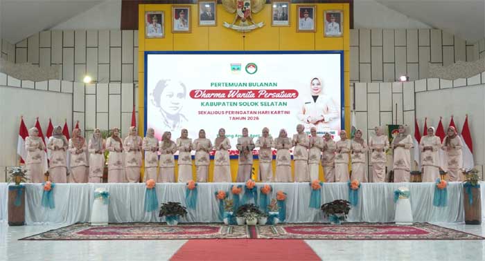 DWP Solsel Launching Baju Kurung Bermotif Rumah Gadang