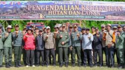 Gubernur Sumbar, Mahyeldi Ansharullah memimpin Apel Siaga.
