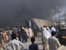 Kereta Militer di Pakistan Dibom, 24 Tewas dan Puluhan Luka-Luka