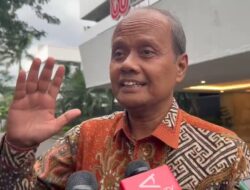Prabowo Bertemu Bos Danantara di Istana, Bahas Ekonomi hingga Riset