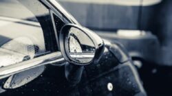 Daftar Mobil yang Identik dengan Sebutan Arogan di Jalanan.