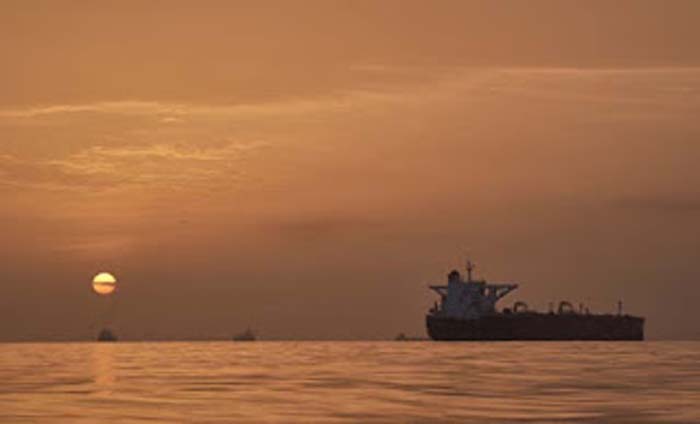 Selat Hormuz.