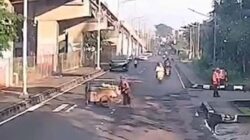 Pajero tabrak pedagang bawa gerobak di Jaktim.