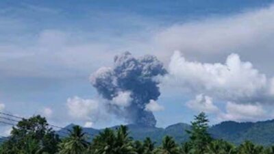 Tim SAR Temukan Dua Titik Diduga Lokasi Pendaki Hilang di Gunung Dukono