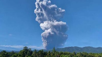 Erupsi Gunung Dukono Telan Korban, Dua Wisatawan Tewas dan Lima Luka