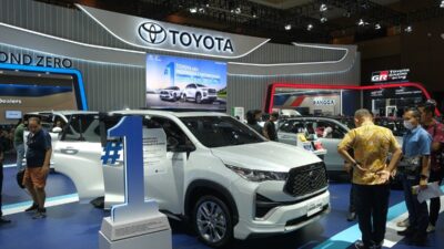 Kijang Innova Jadi Mobil Terlaris April 2026, Penjualan Otomotif Melonjak