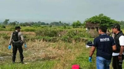 Polisi olah TKP ledakan petasan saat penerbangan balon udara.
