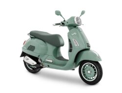 Vespa Rayakan 80 Tahun dengan Luncurkan Sprint, Primavera, dan GTS Edisi Khusus