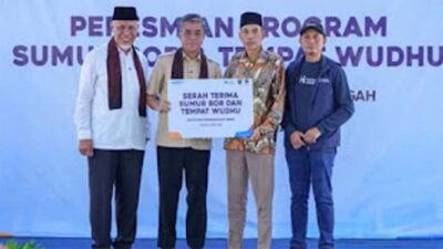 Gubernur Sumbar, mendampingi Menaker Yassierli dalam Kunker ke Koto Tangah.