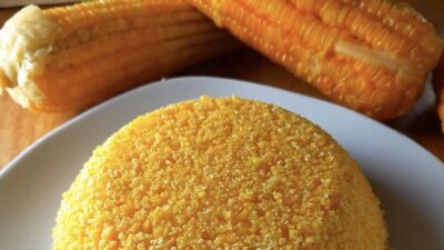 Ada banyak pilihan lauk nasi jagung yang bikin hidangan ini makan nikmat disantap.