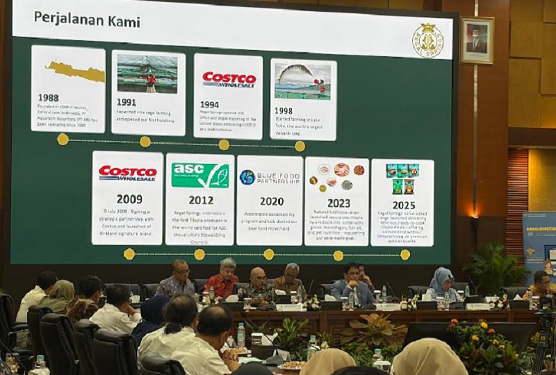 Menteri Keuangan Purbaya Yudhi Sadewa saat memimpin sidang debottlenecking di Gedung Kemenkeu, Jakarta, Selasa (19/5/2026).