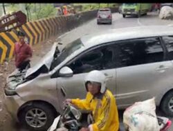 Diduga Rem Blong, Avanza Tabrak Truk di Sitinjau Lauik