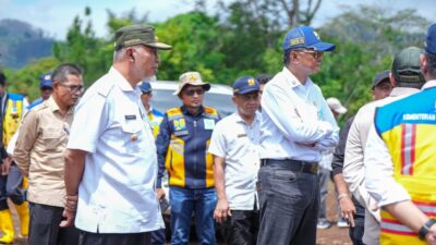 Gubernur Mahyeldi Dampingi Menteri PU Tinjau Normalisasi Batang Tompo dan Lokasi Sekolah Rakyat di Tanah Datar