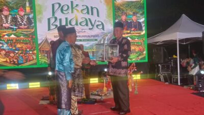 Wagub Abdullah Sani Tutup Pekan Budaya Sarolangun, Tekankan Budaya Sebagai Solusi Global