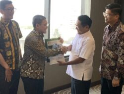 Gedung DPRD Mangkrak Bertahun-Tahun, Bupati Padang Pariaman Datangi PT.Hutama Karya Jakarta Serahkan Proposal Rp39 Miliar