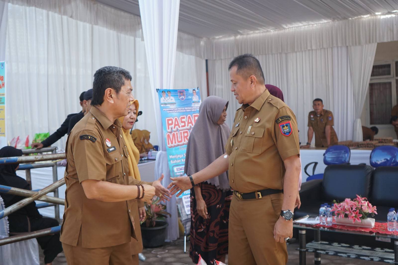 Pasar Murah Payakumbuh Diserbu Warga, Pemko Subsidi Harga Bahan Pokok hingga 50 Persen