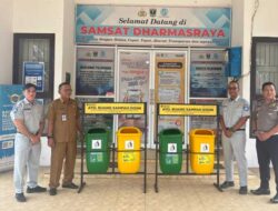 Jasa Raharja Sumbar Bantu Bak Sampah untuk Samsat Dharmasraya
