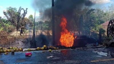 Bus ALS tabrakan dengan truk tangki, 16 orang tewas