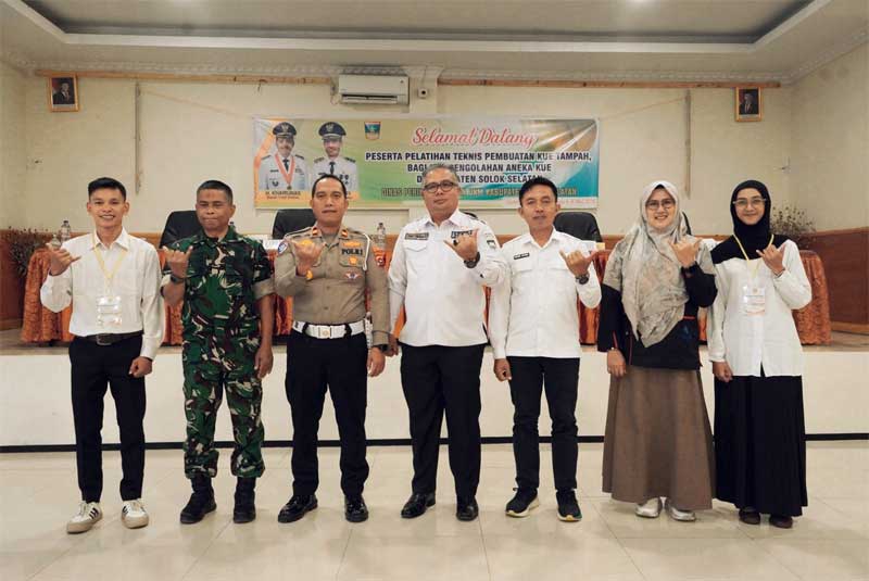 Pelatihan Kue Tampah Dorong UMKM Solok Selatan Naik Kelas