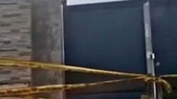 Tim Bareskrim Polri menggerebek gudang yang diduga menjadi lokasi penyimpanan dan distribusi BBM ilegal.