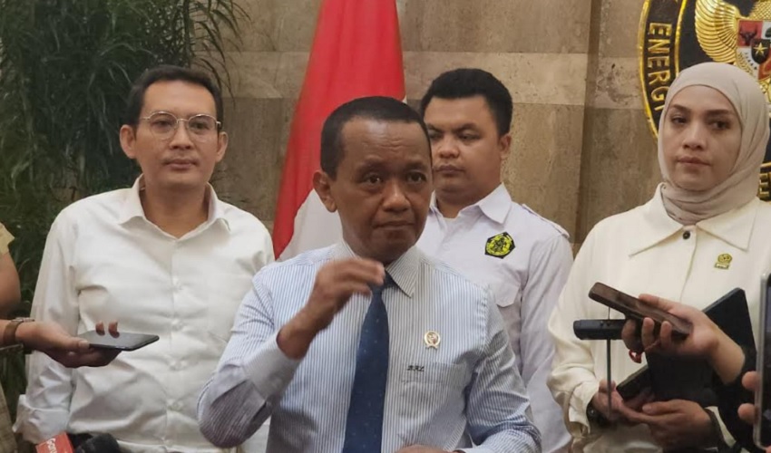 Menteri Energi dan Sumber Daya Mineral (ESDM), Bahlil Lahadalia buka suara terkait wacana bursa mineral.