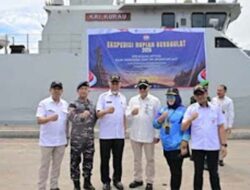 Gubernur Sumbar Lepas Ekspedisi Rupiah Berdaulat 2026 ke Kepulauan Mentawai