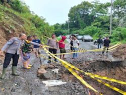Longsor di Palembayan, Jalan Provinsi Penghubung Matur Terancam Putus
