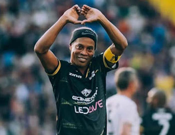 Ronaldinho.