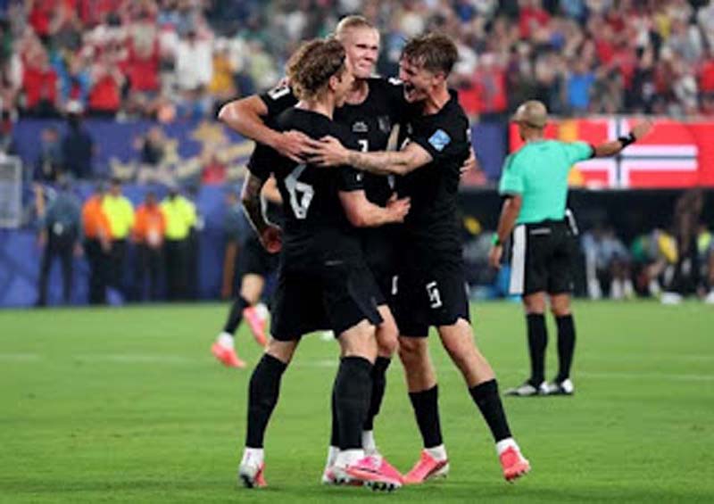 Dua gol Erling Haaland membawa Norwegia menang 3-2 atas Senegal