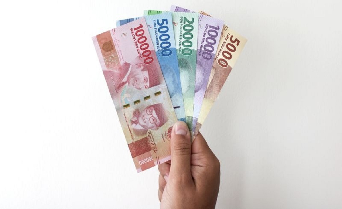 Nilai tukar rupiah terhadap dolar AS ditutup menguat pada akhir perdagangan hari ini.
