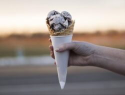 Kenapa Makan Es Krim Bikin Sakit Kepala? Ini Penjelasannya