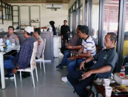Kapolres Pulang Pisau Kendarai Sepeda Listrik ke Coffee Morning