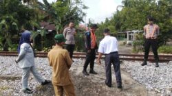 Jasa Raharja Sumbar Dukung Penutupan Perlintasan Liar di Lubuk Alung - Pariaman