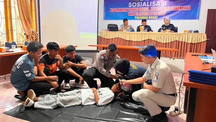 Bekali Warga Aia Gadang soal Keselamatan Berkendara