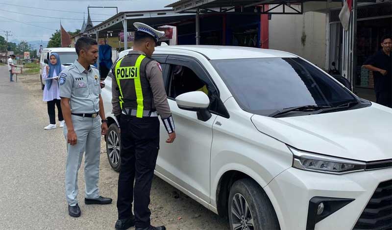 Dekatkan Pelayanan Lewat Operasi Gabungan di Lintau Buo